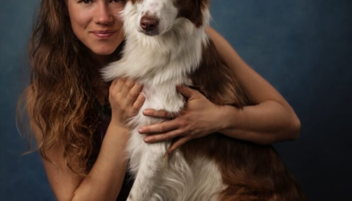 Laetitia Gonnon - équipe AoA academy, éducation canine & formation professionnelle, Genève - Formation professionnelle en éducation canine, éducation canine pour particuliers, garderie pour chiens.